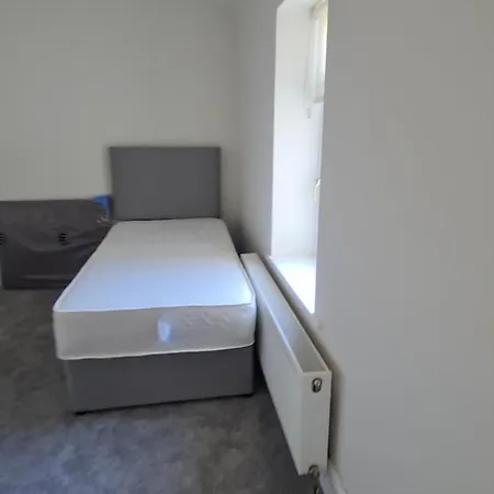 Comfortable Δωμάτια σε οικογενειακή κατοικία Newbridge (Kildare)